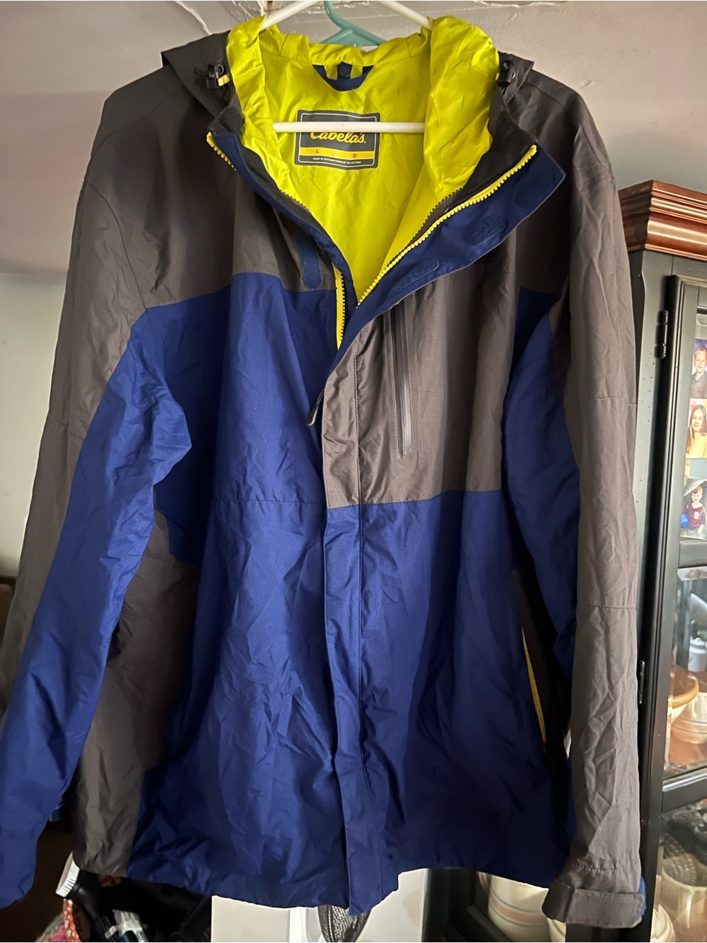 Cabela's Navy, Gray & Yellow Men's Waterproof Hooded Raincoat size large